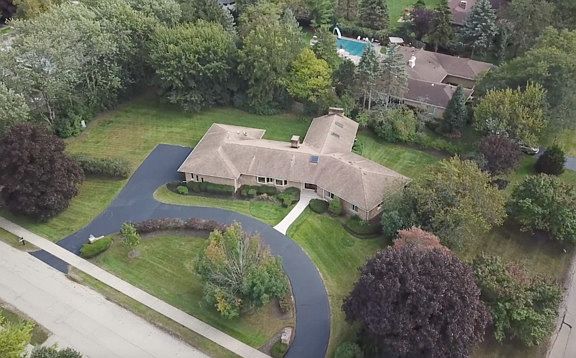 5th image of 3015 Floral Dr