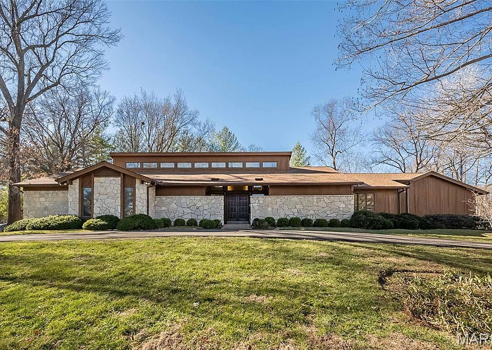 1st image of 1673 Frontenac Woods Ln