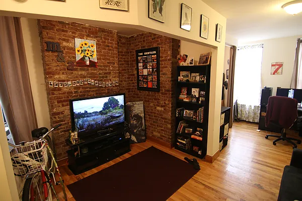 Rented by Guidance Realty Corp. | media 4