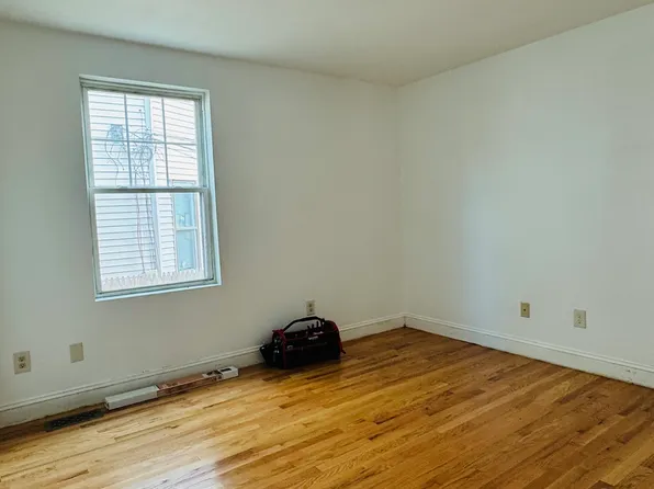89-91 Spencer St #1, Dorchester Center, MA 02124