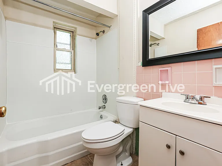 2669 Montana Ave — Photo 11