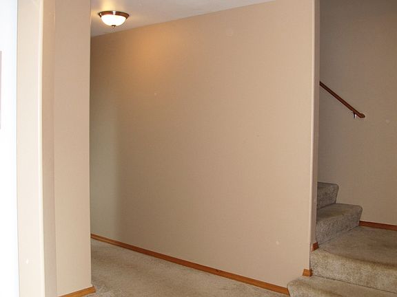 4th image of 1890 SW Scenic Heights St APT B1