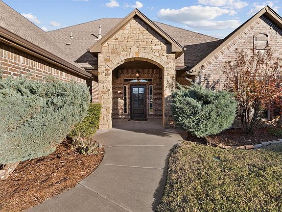 4th image of 10316 Ashewood Dr