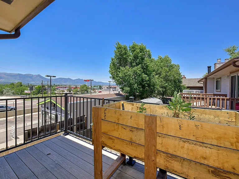 6702 Dublin Loop W — Photo 13