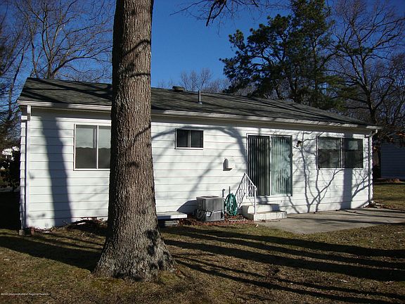 4th image of 19 Maine Ave