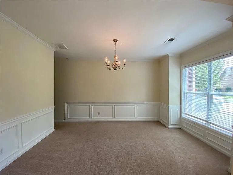 2146 Peach Shoals Cir — Photo 10