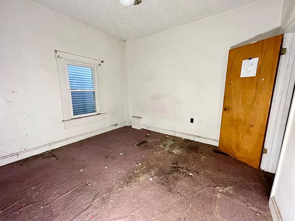 5th image of 617 Mulberry St