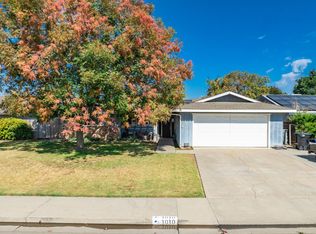 1010 Redwood Ln, Lemoore, CA 93245