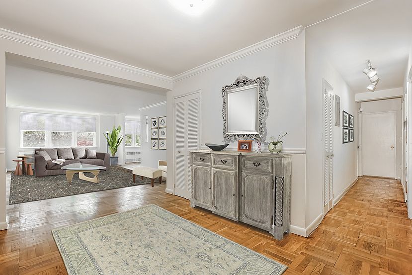 Spacious Foyer & Living Room