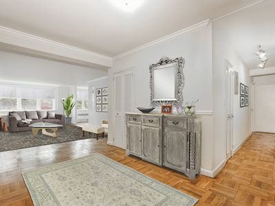 1 Putnam Hl APT 1C, Greenwich, CT, 06830