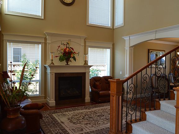 4th image of 14712 NE 10th St