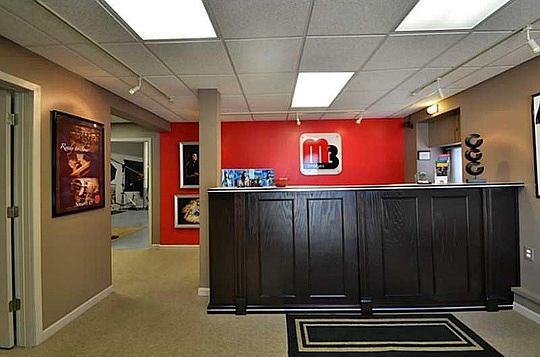 3rd image of 123 E Court St
