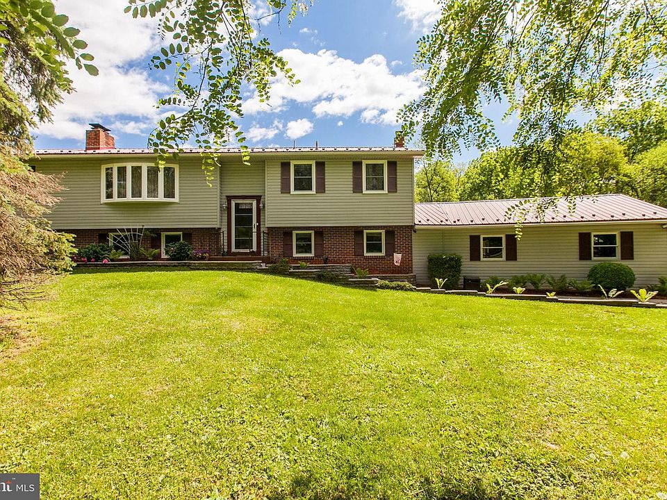 1st image of 17466 Cindy Ln