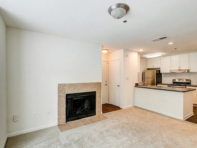 Wesley Place Apartments at Lawrenceville — Photo 24