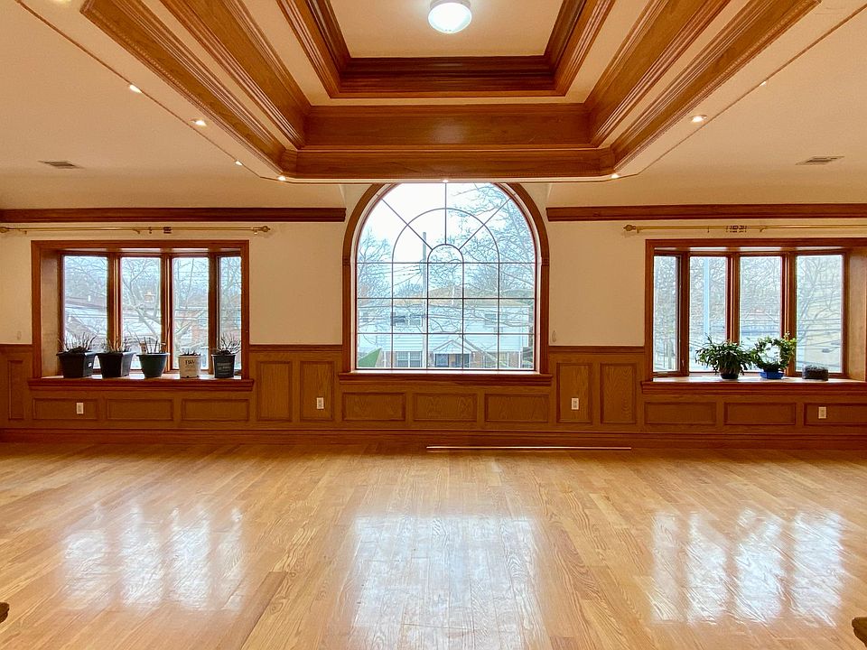1st image of 4568 Oceania St Floor 2