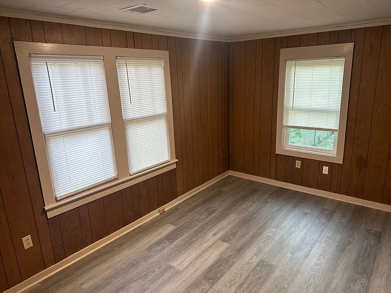 224 E Velma Ave — Photo 6