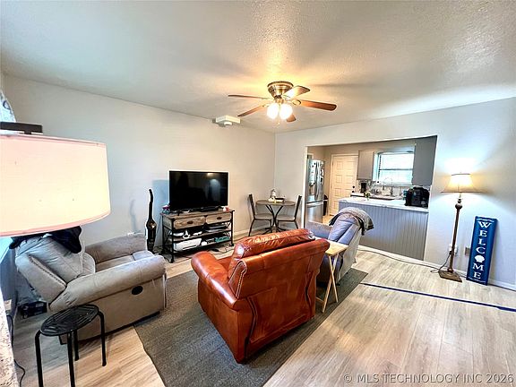 5th image of 429937 E 1159th Rd