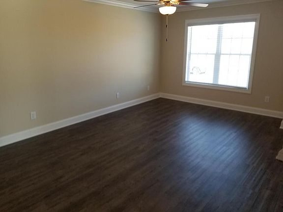 4th image of 2244-A Brookville Dr