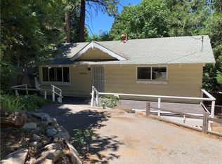 24866 Felsen Dr, Crestline, CA 92325