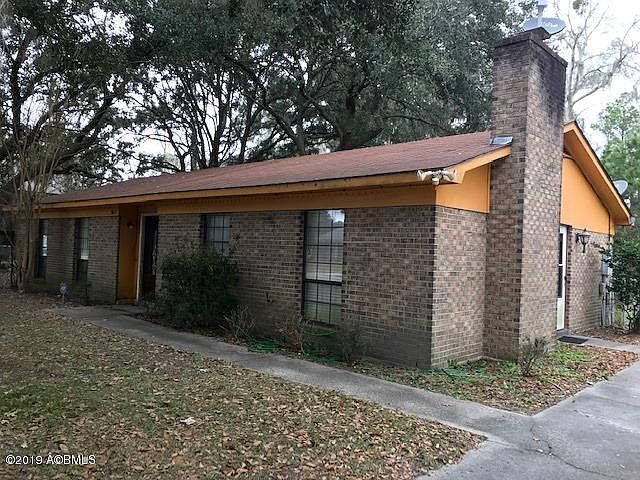 1st image of 3043 Huron Dr