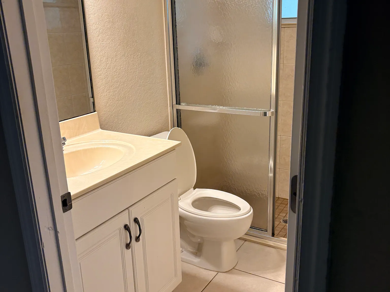 3 bed, 1500 sqft, $1,600 — Photo 1