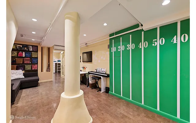 Sold by Douglas Elliman | media 7