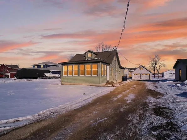 2429 Center Avenue, Janesville, WI 53546