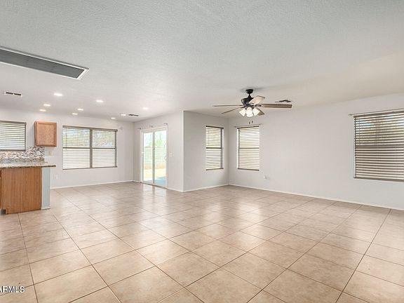 5th image of 4 W THURMAN Drive
