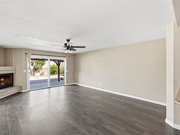 5th image of 3614 N Campbell Rd