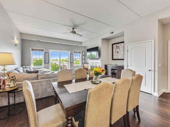 1909 W Diversey Pkwy APT 502