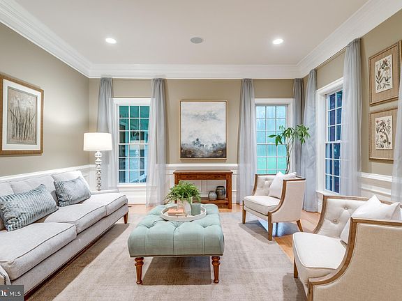4th image of 10917 Belgravia Ct
