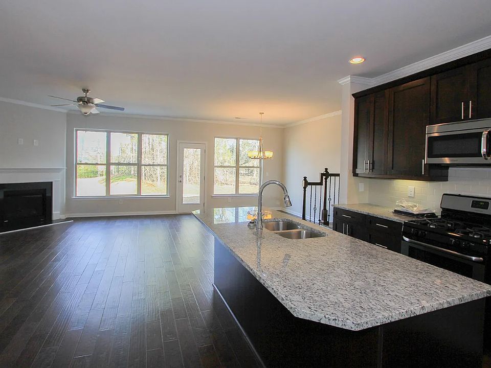 2nd image of 5535 Lightheart Ct