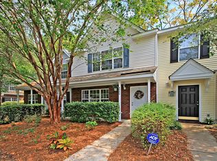 8068 Shadow Oak Dr, Charleston, SC 29406