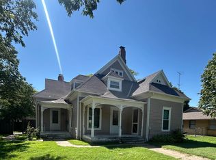 302 N C St, Wellington, KS 67152