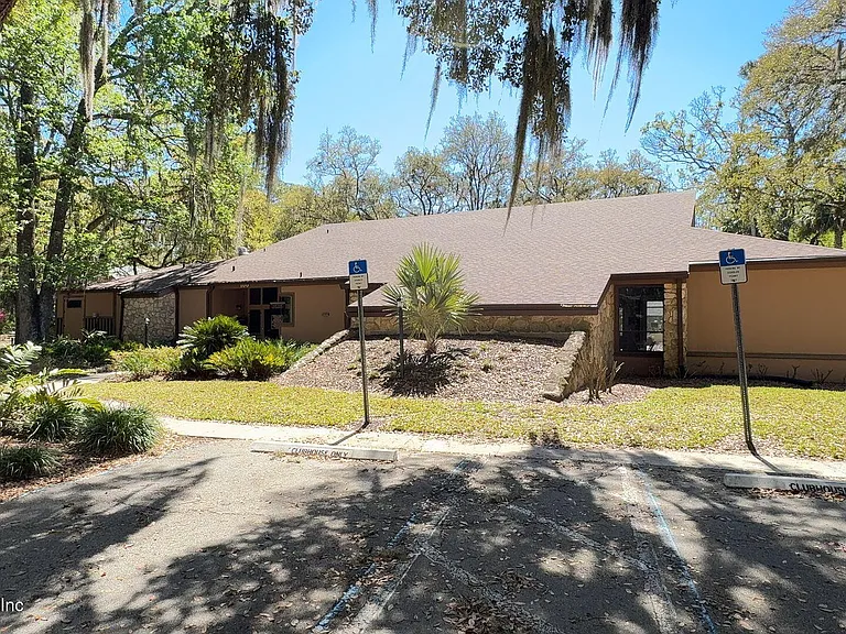 2 Pine Hurst Pl — Photo 25