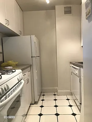 Rented by Citi Habitats | media 27