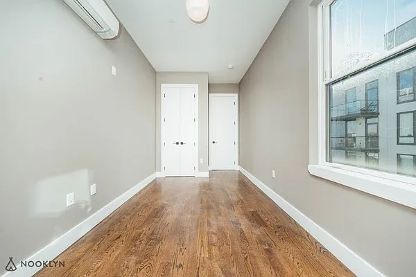 Rented by Nooklyn NYC LLC | media 22