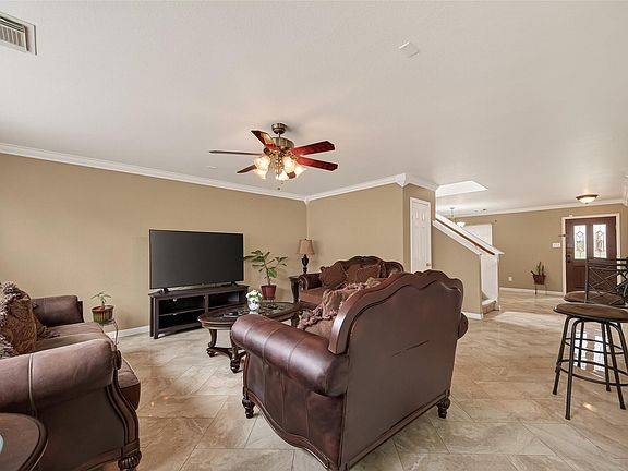 5th image of 12002 Christophers Walk Ct