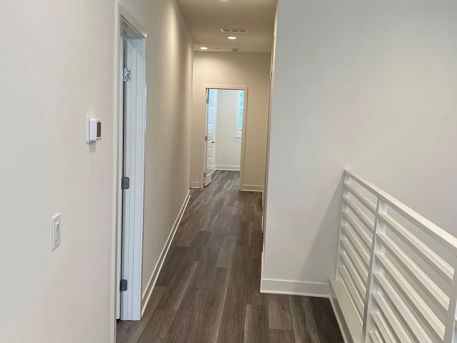 3 bed, 2.5 bath, 1455 sqft, $4,300 — Photo 4