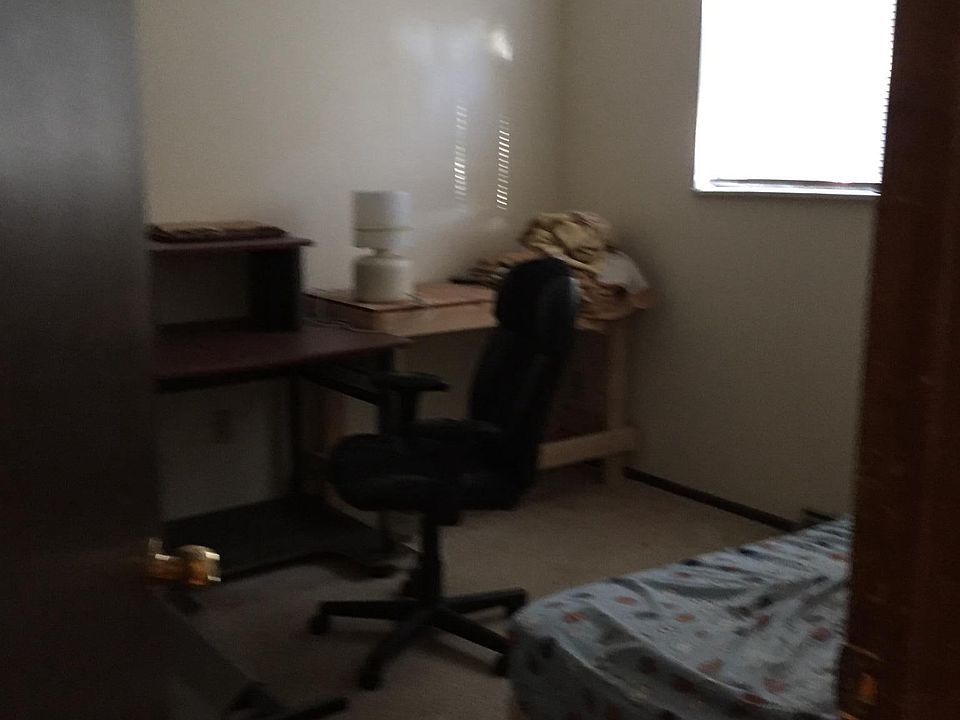 2nd image of 375 Oneida St