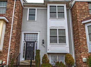 282 Saint Michaels Cir, Odenton, MD 21113
