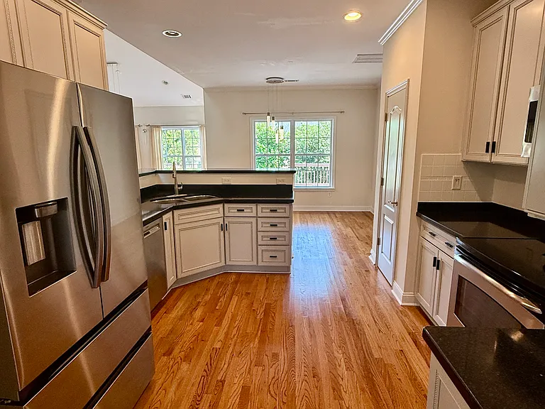 5 Middleberry Ct #A — Photo 8