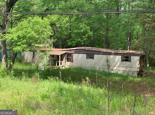 483 Lake Cir, Newnan, GA 30263