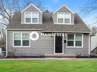 3916 S Circle Dr, Independence, MO 64052