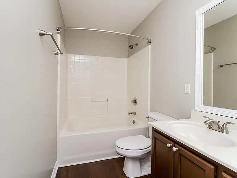 1609 London Gardens Ct — Photo 16