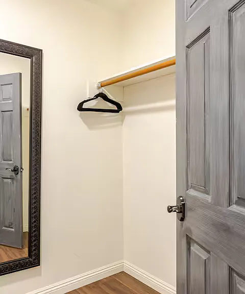 5960 Riley St — Photo 36