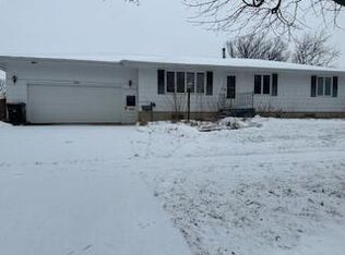 2416 Taft St, Perry, IA 50220