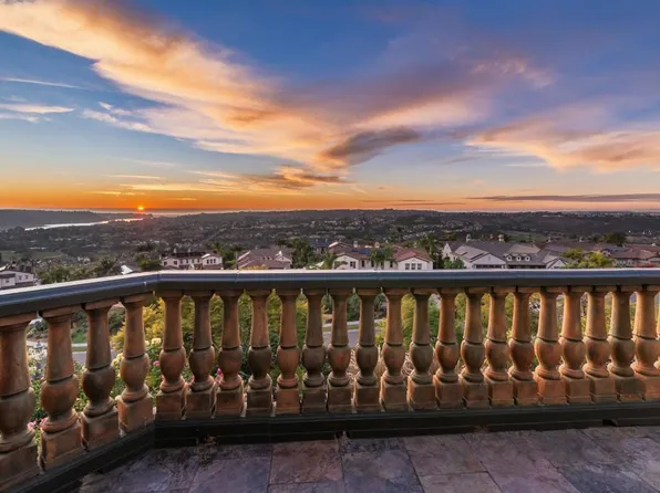 2458 Unicornio St, Carlsbad, CA 92009