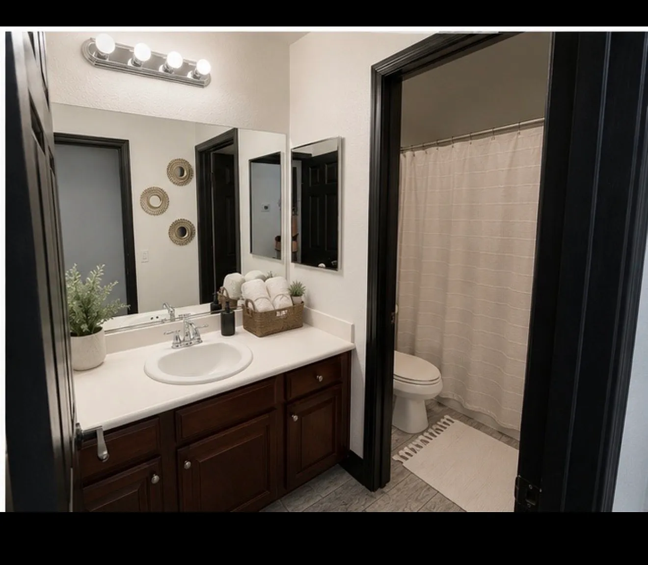 4 bed, 2306 sqft, $3,500 — Photo 2