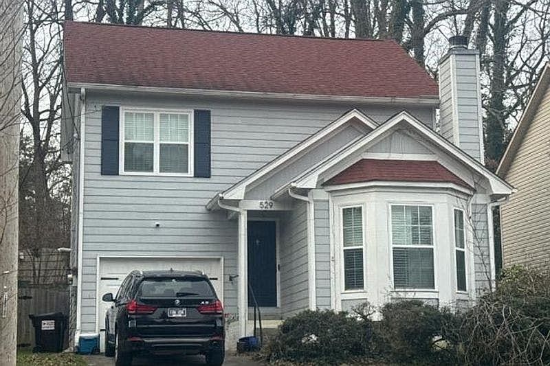 1st image of 529 Confederate Dr